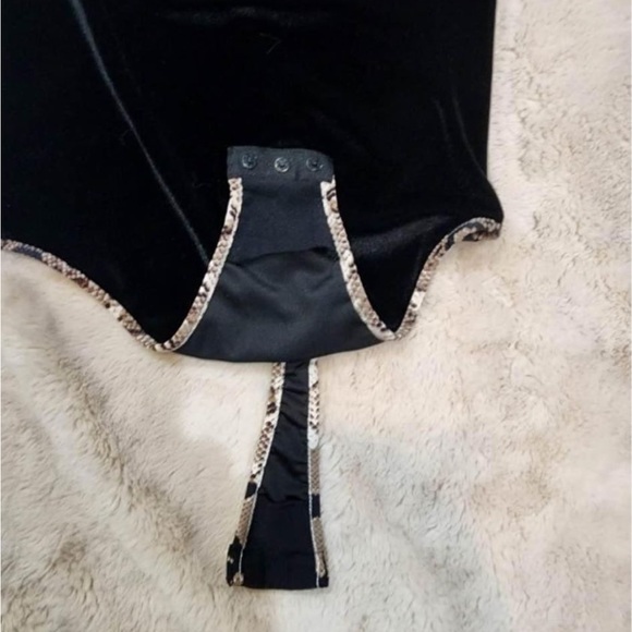 Victoria’s  I Secret Xsmall Body Suit One Piece. - Picture 5 of 6